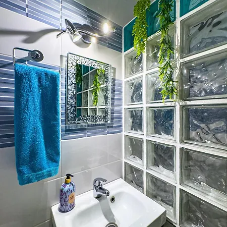 Abi&lei Vv * קנדלריה